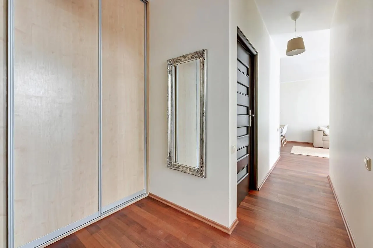 Nautilius Apartments - 50M To The Beach Gdaňsk